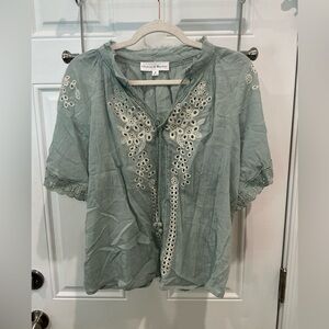 Chelsea & Theodore Short Sleeve Tie Front Blouse